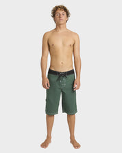 BILLABONG MENS SPEC 73 PRO 22" BOARDIES