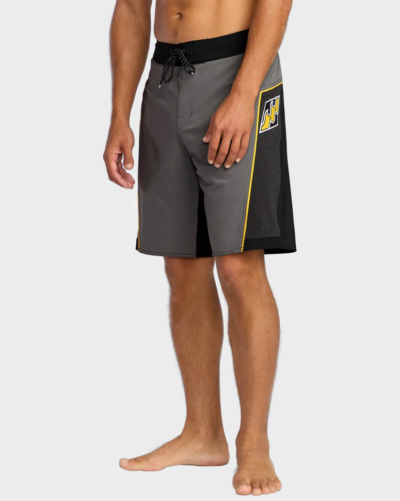 BILLABONG STRADDIE PRO BOARDSHORTS