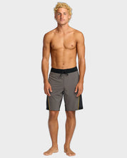 BILLABONG STRADDIE PRO BOARDSHORTS
