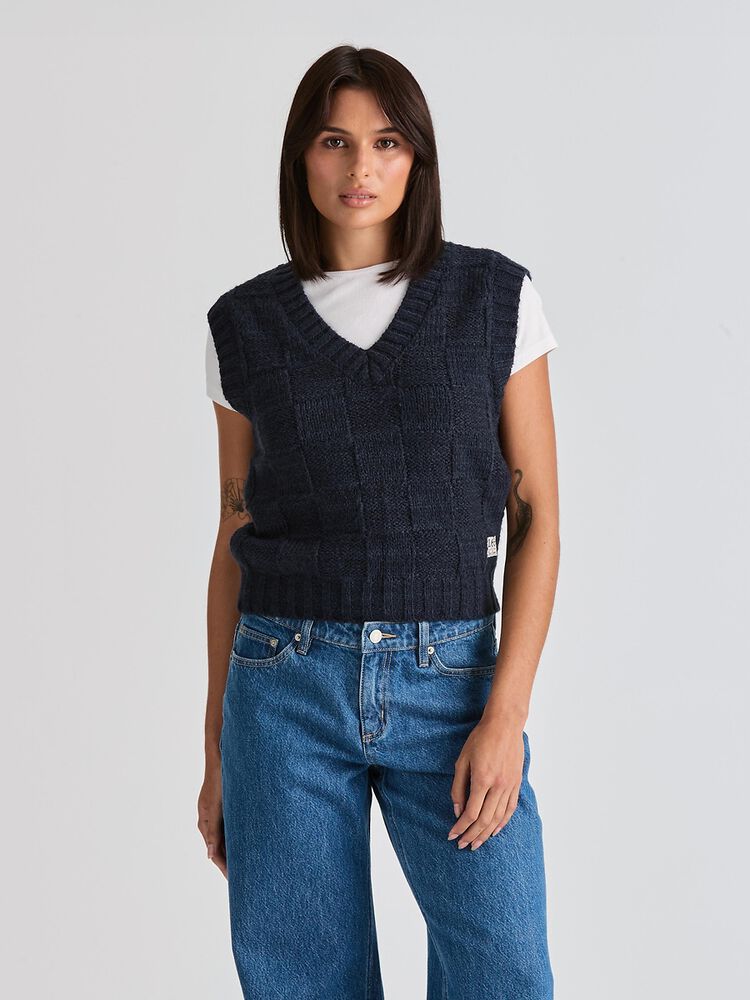 LEE CROSSROADS KNIT VEST