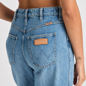 WRANGLER HI CLAUDIA BLUE FLOWER JEANS