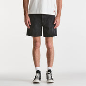 WRANGLER SLACKER SHORT BLACK WONDER