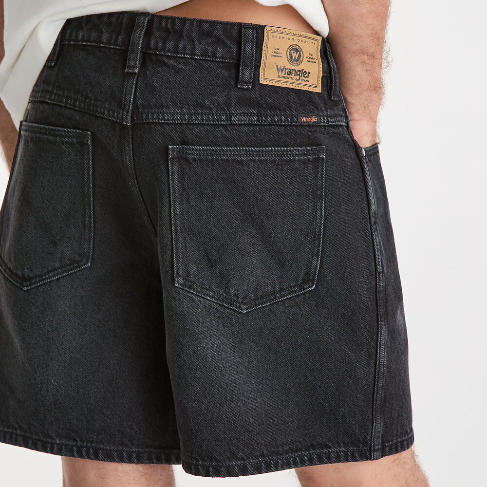 WRANGLER SLACKER SHORT BLACK WONDER