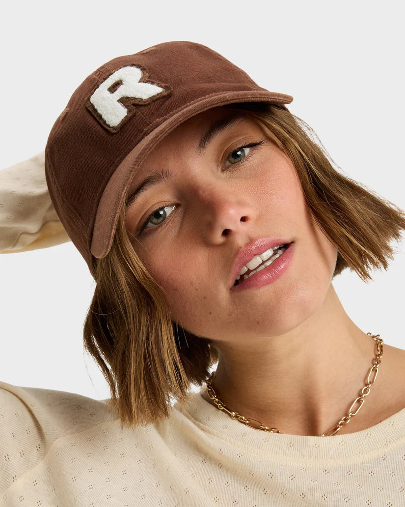ROXY CITY OF LOVE BASEBALL CAP TIRAMISU