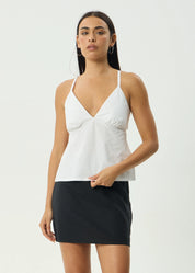 AFENDS ANNALISE STRAPPY TOP – ORGANIC COTTON V-NECK CROP WITH CROSSOVER BACK