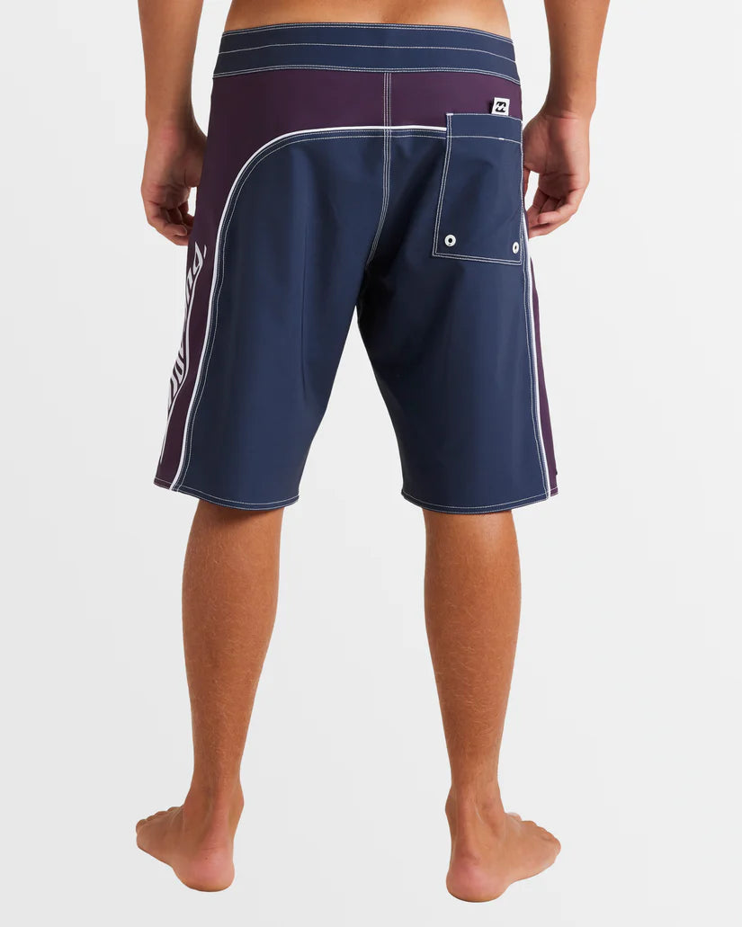 BILLABONG SADDLE PRO DUSTY NAVY BOARDIES