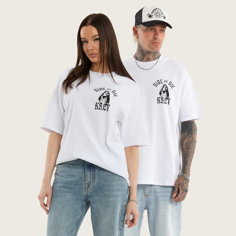 KSCY SAINT BOX FIT TEE