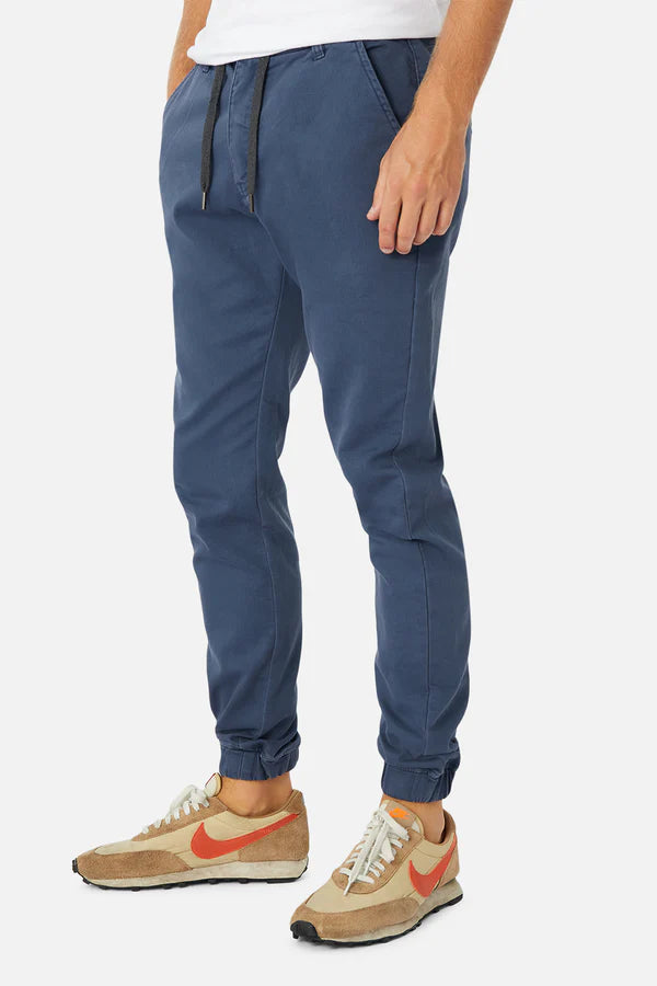 THE DRIFTER CHINO PANT WASHED INDIGO