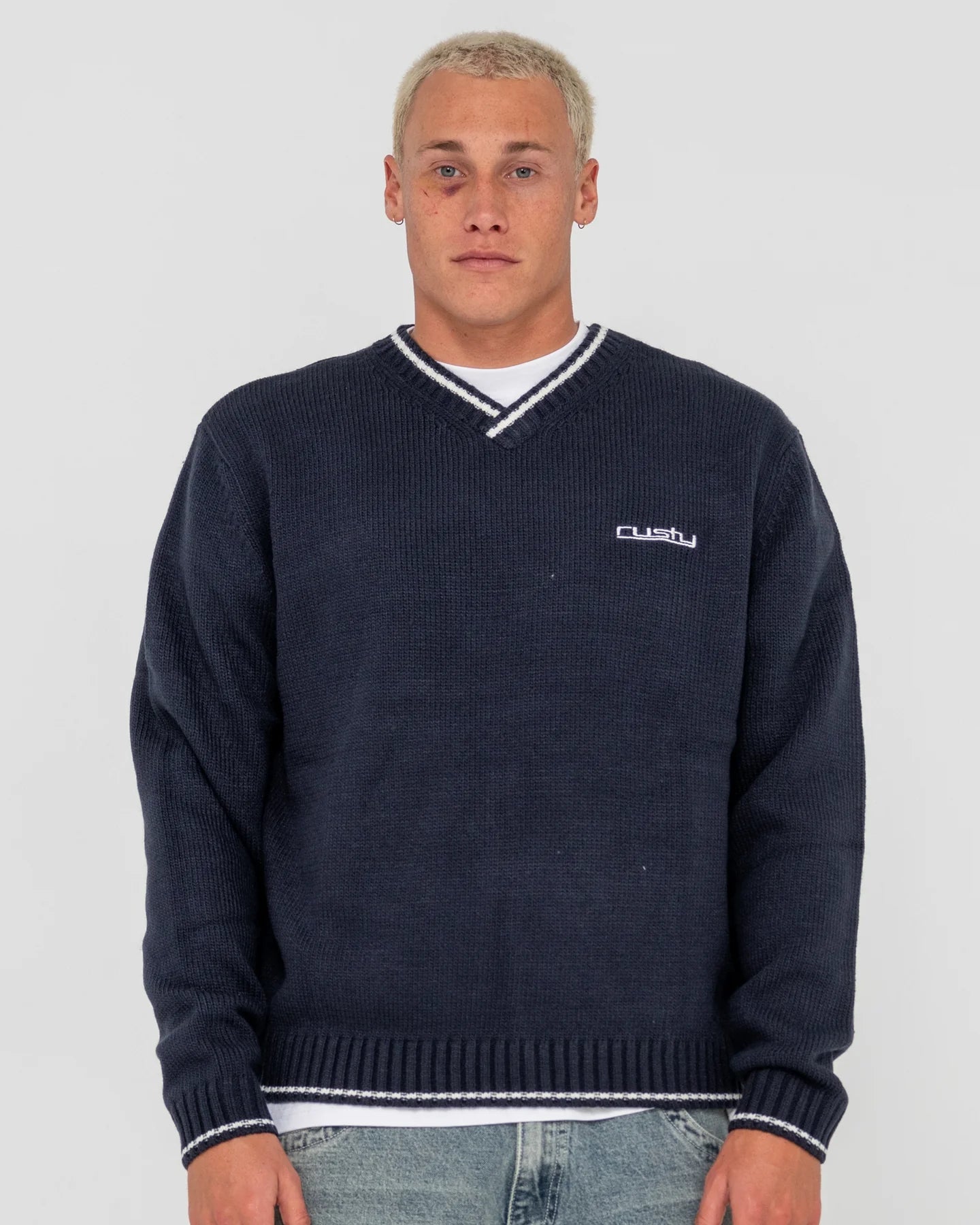 RUSTY VENOM VEE NECK KNITTED CREW