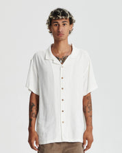 TCSS ERNIE SS RESORT SHIRT VINTAGE WHITE