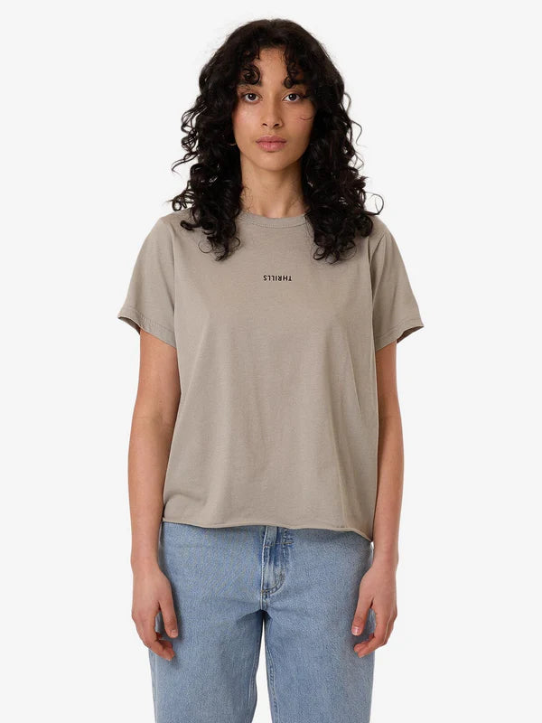 MINIMAL THRILLS RELAXED TEE - STRING