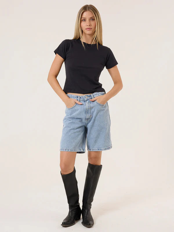 THRILLS REAGAN HOME ADVANTAGE SLOUCH EMBRO SHORT