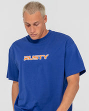 RUSTY YOU KNOW GRAPHIC TEE