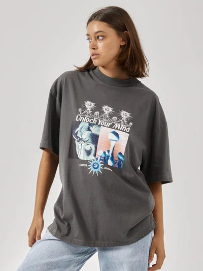 THRILLS UNLOCK YOUR MIND OVERSIZED TEE