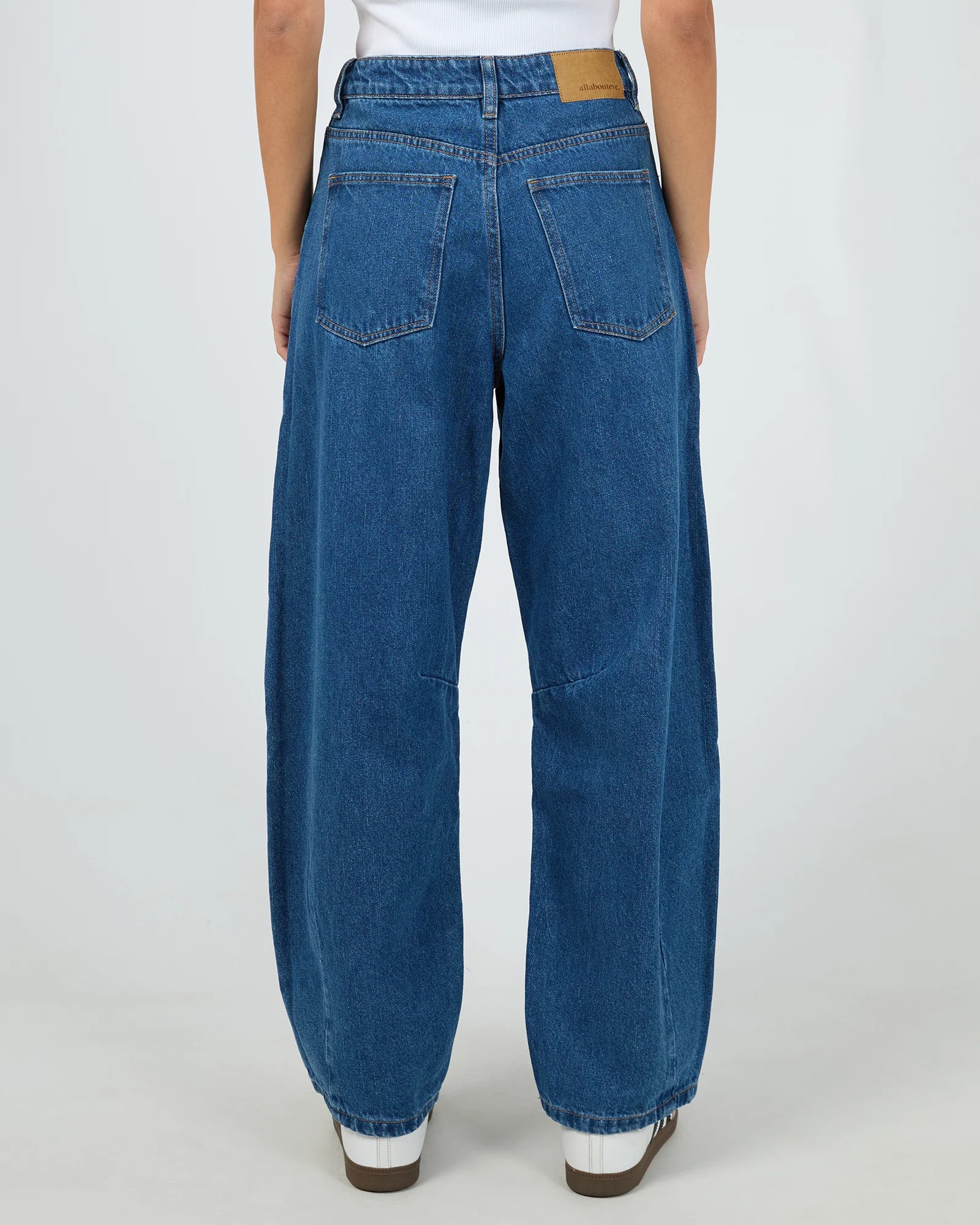 AAE HALLIE BARREL LEG JEAN