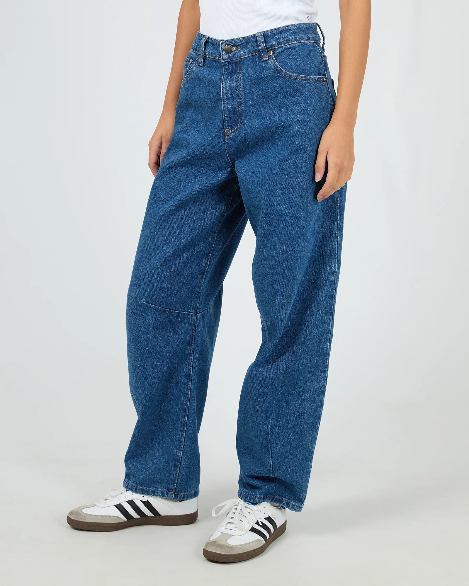 AAE HALLIE BARREL LEG JEAN