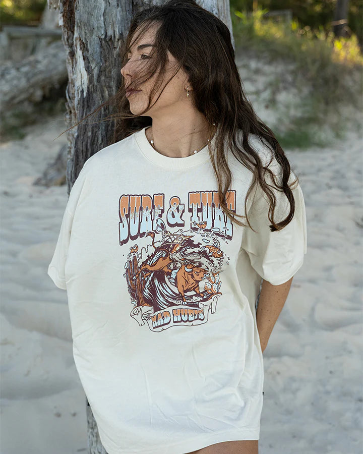 HUEYS SURF AND TURF WOMENS OVERSIZED TEE