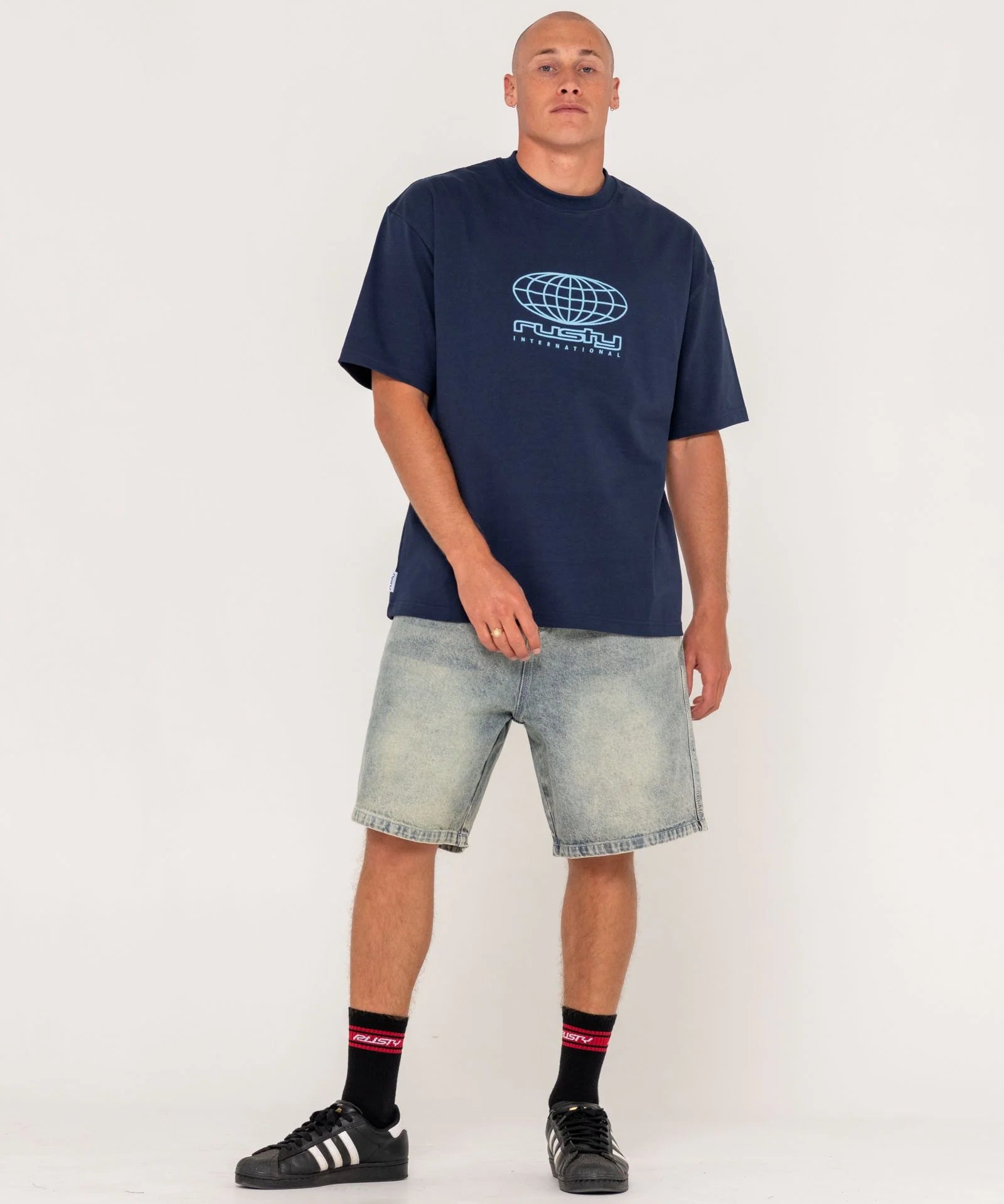 29_014f1abb-d2a1-40c1-8204-4032a0be9588.webp