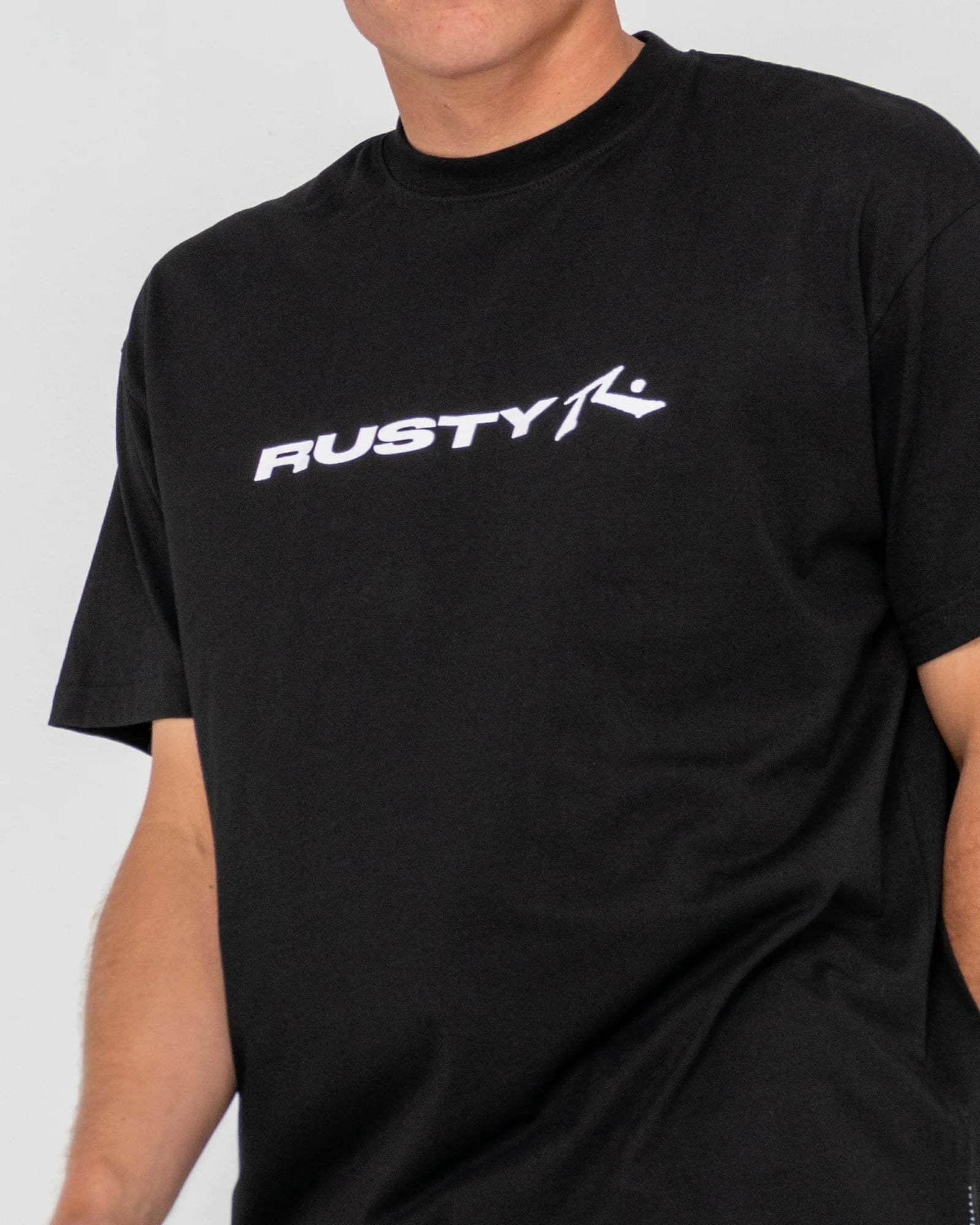 RUSTY VITAL TEE BLACK