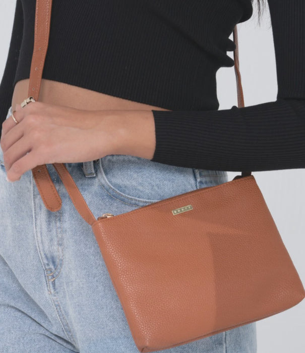 RUSTY ESSENCE SIDE BAG