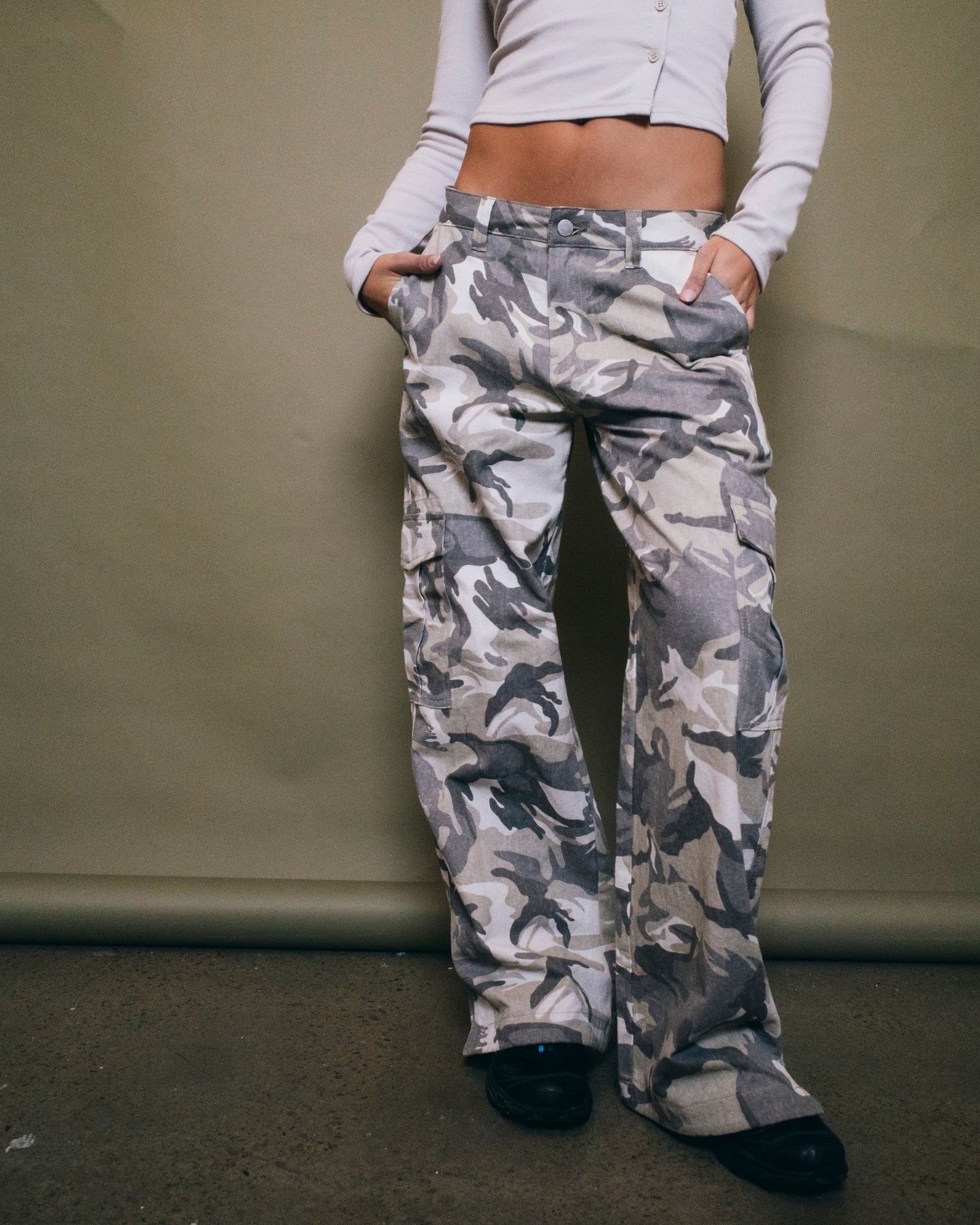 RUSTY CAMO-MILE LOWRISE CARGO PANT