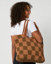 RUSTY CHECKMATE STRAW BAG