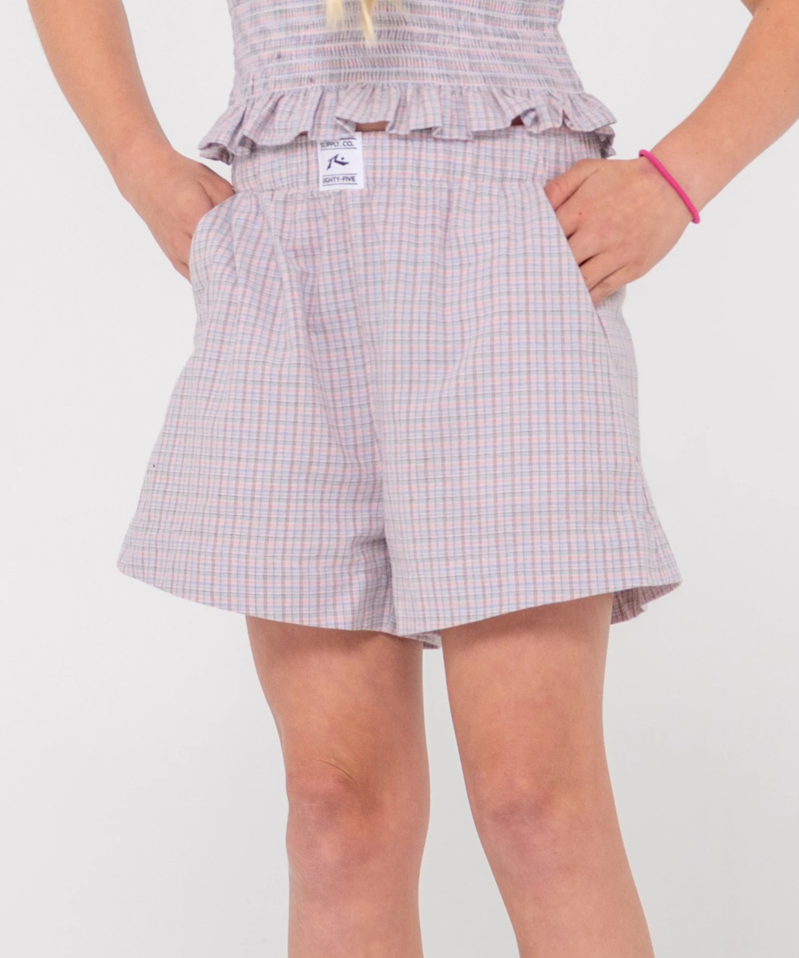 43_d5dba1e7-3b7c-4806-9daa-539a52311fa7.webp