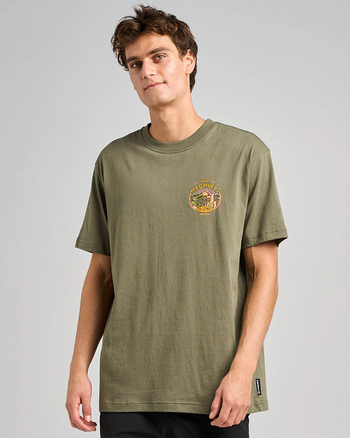 MAD HUEYS LOVIN EVERY MINUTE TEE OLIVE