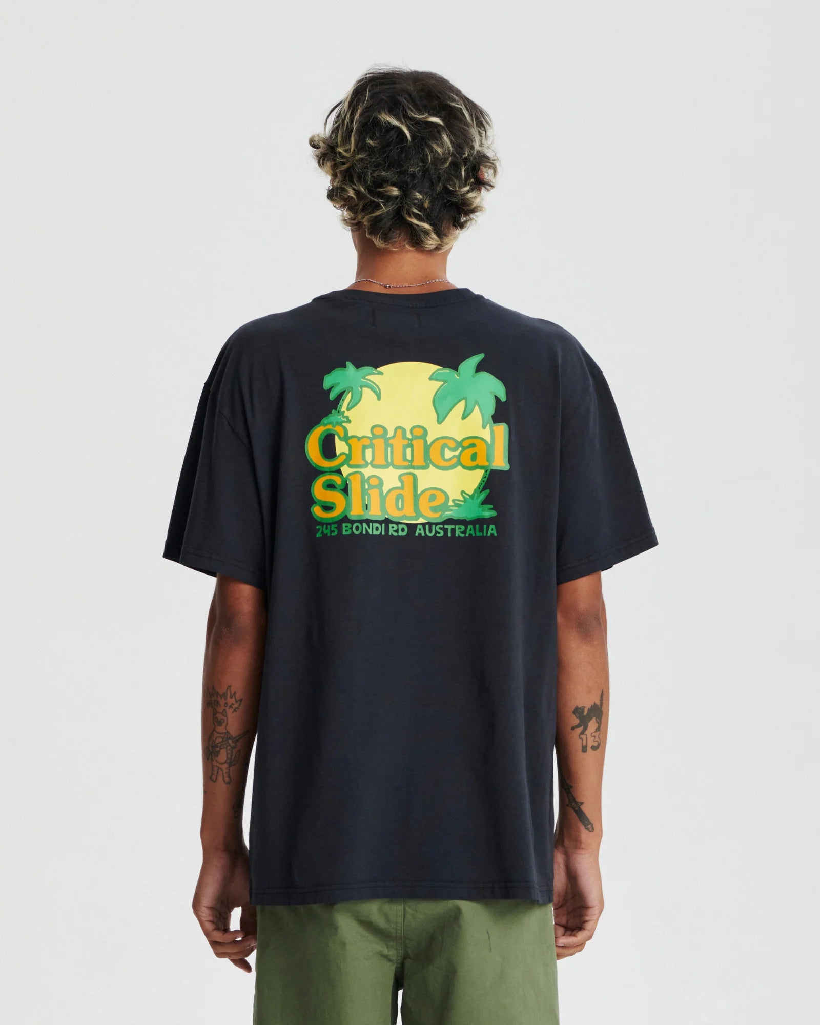 新品★ T.C.S.S The Critical Slide Society ロゴプリント★ スウェット トレーナー Sz.M　メンズ グレー TCSS　c42ta173 THE CRITICAL SLIDE SOCIETY \u2013 Thalia Surf Shop