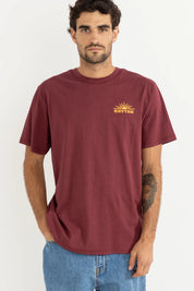 RHYTHM FRAME T-SHIRT - MERLOT