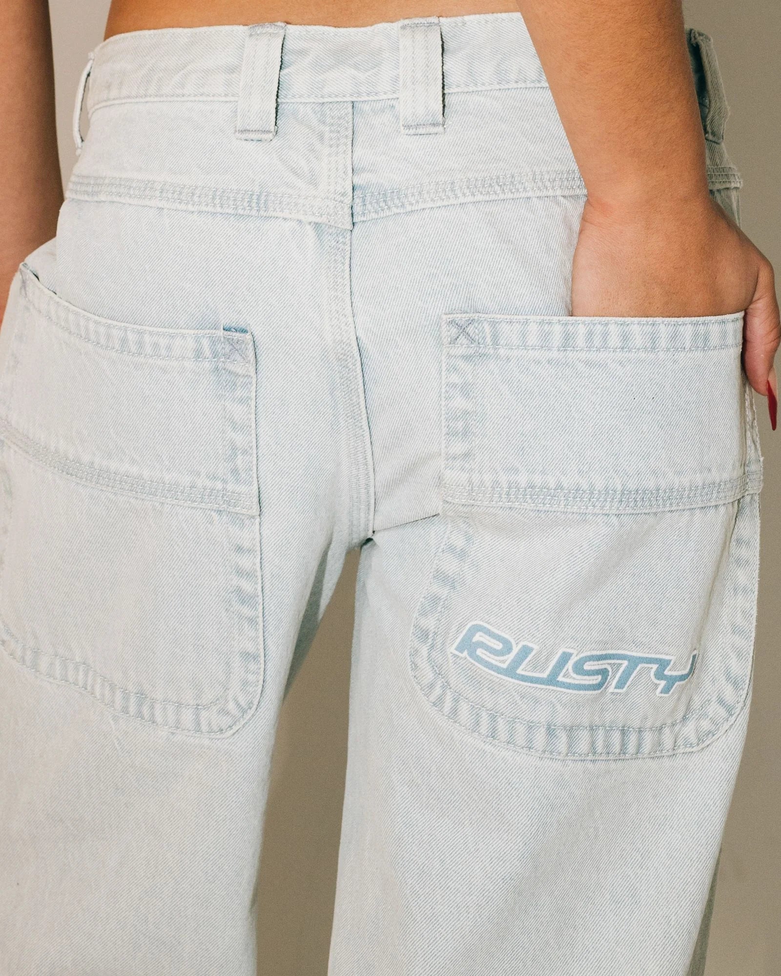 RUSTY FLIP MOMMY LOW RISE TAPELESS DENIM JEAN