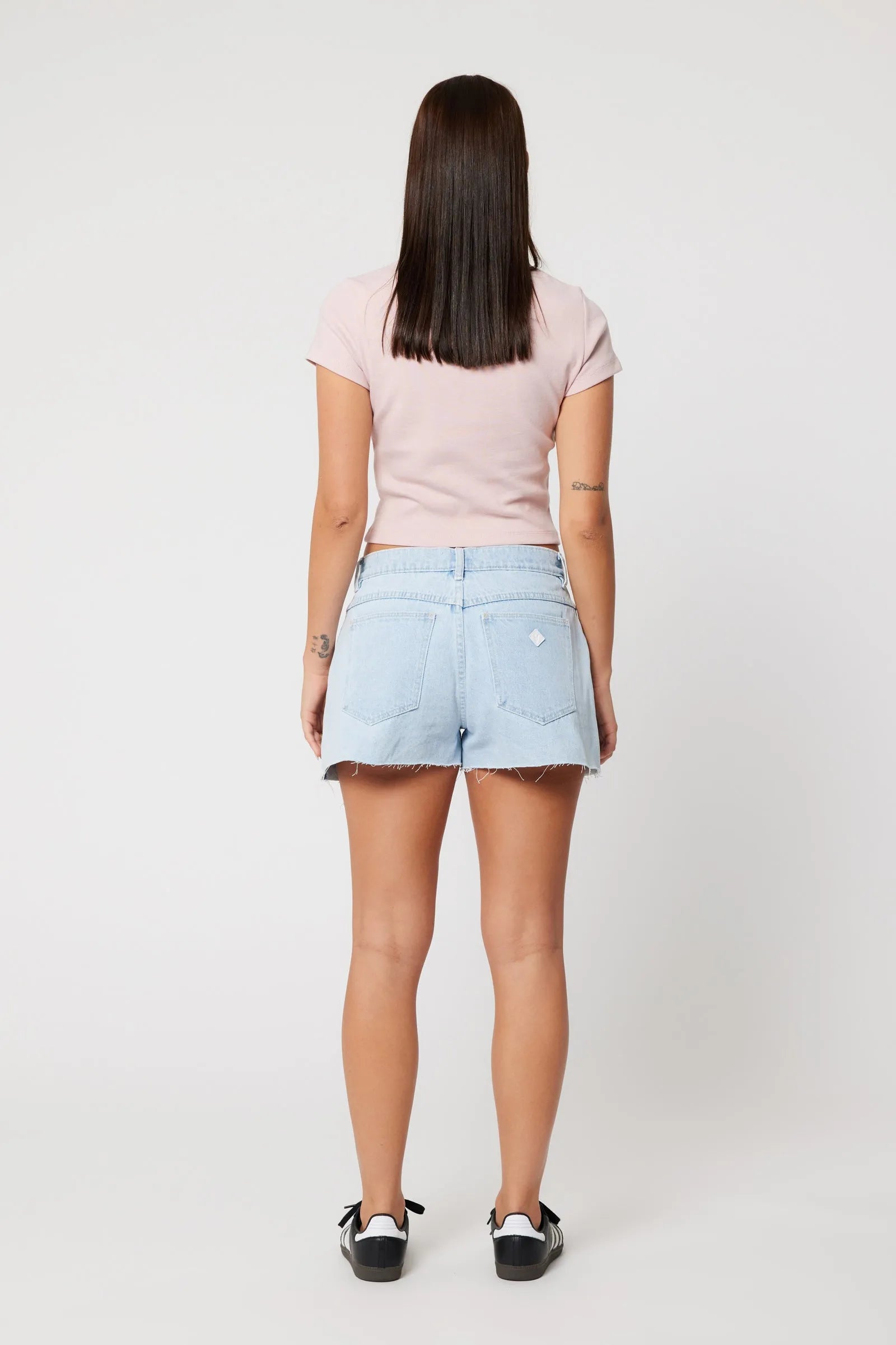 ABRAND 95 BAGGY SHORT KATE