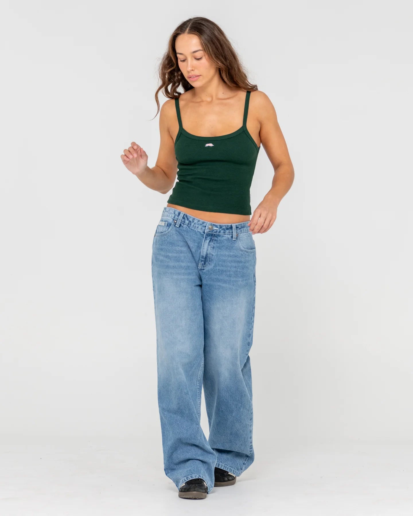 RUSTY HERITAGE RIBBED CROP TANK GREEN GABLES