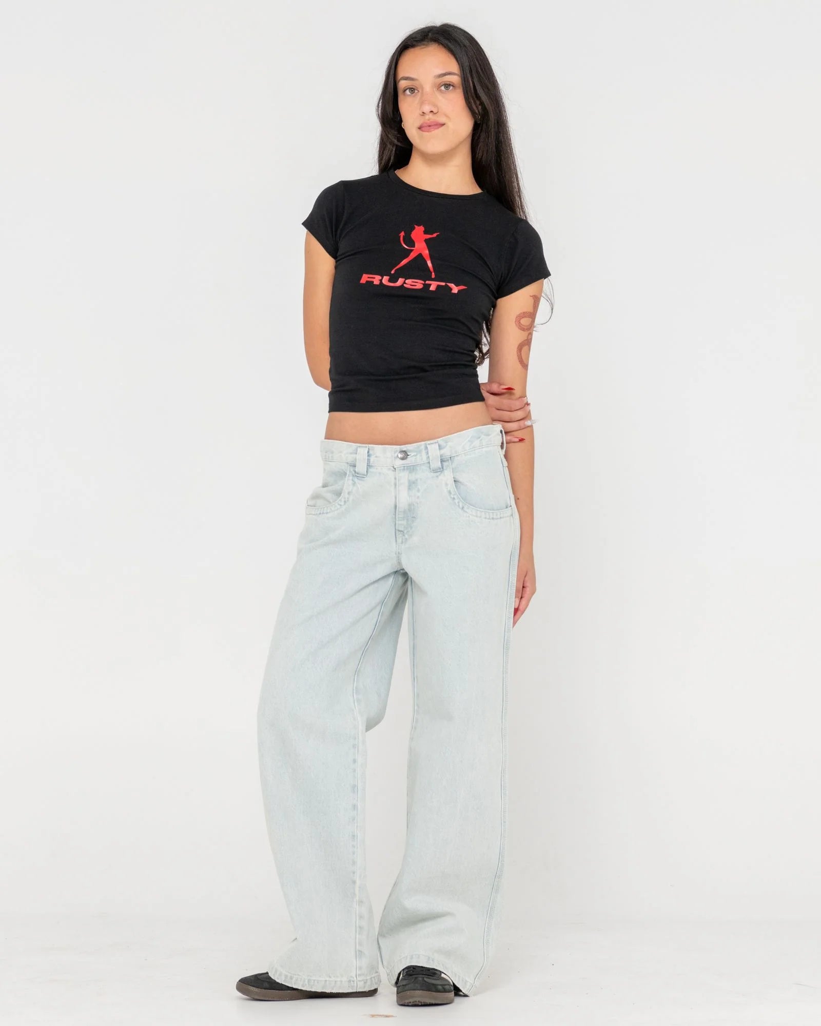 RUSTY FLIP MOMMY LOW RISE TAPELESS DENIM JEAN