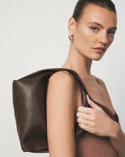 OLIVE HANDLE BAG-CHOCOLATE