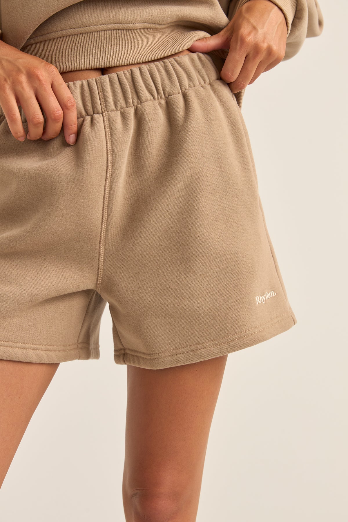 RHYTHM LOGO FLEECE SHORTS