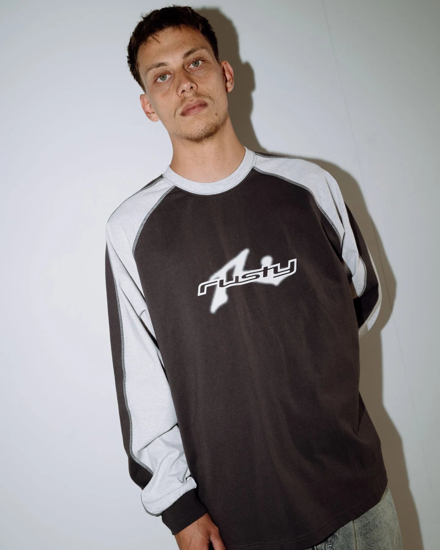 RUSTY FADE-R LONG SLEEVE TEE CARBON