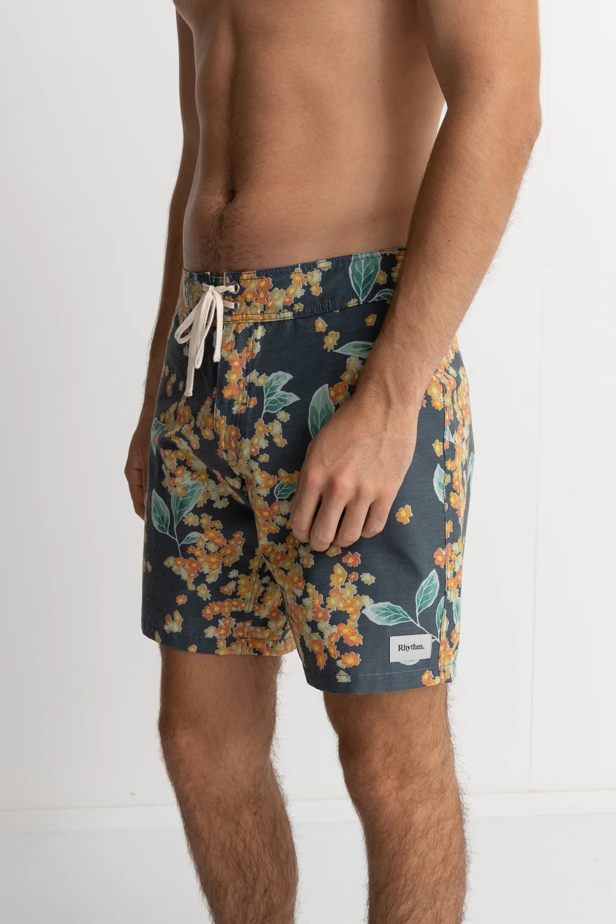 RHYTHM ISLE FLORAL TRUNK