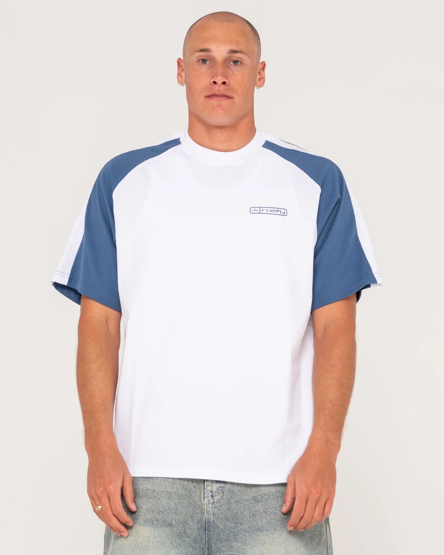 RUSTY DODGER RAGLAN TEE