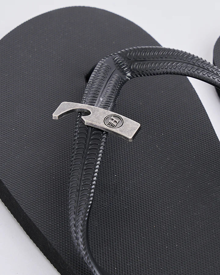 HUEYS AHOY FKRS STORM BOTTLE OPENER THONGS