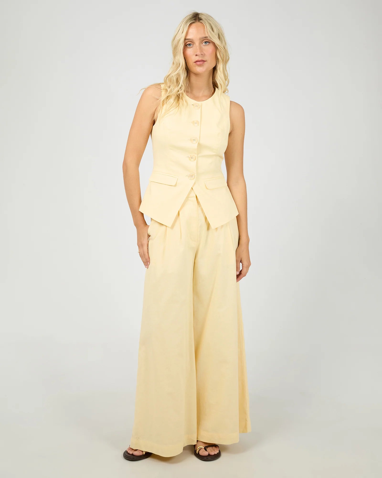 AAE ALESSA LINEN VEST