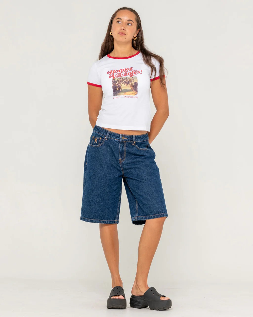 RUSTY BONNES VACANCES RINGER BABY TEE