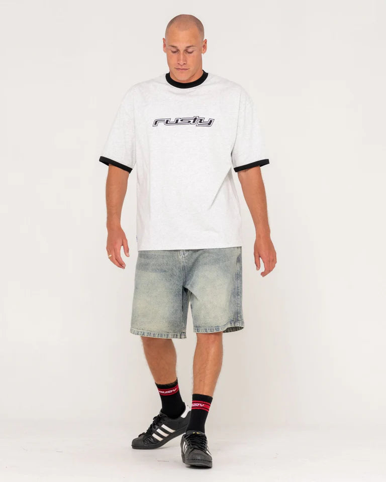 RUSTY DEAD RINGER GRAPHIC TEE