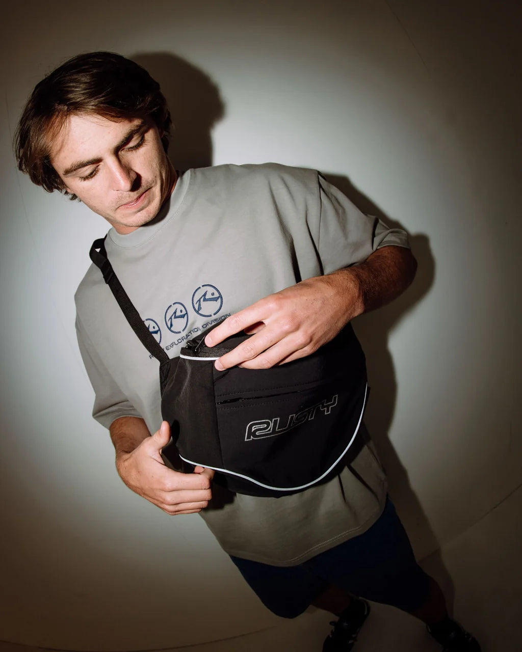 RUSTY FIXIE SLING BAG