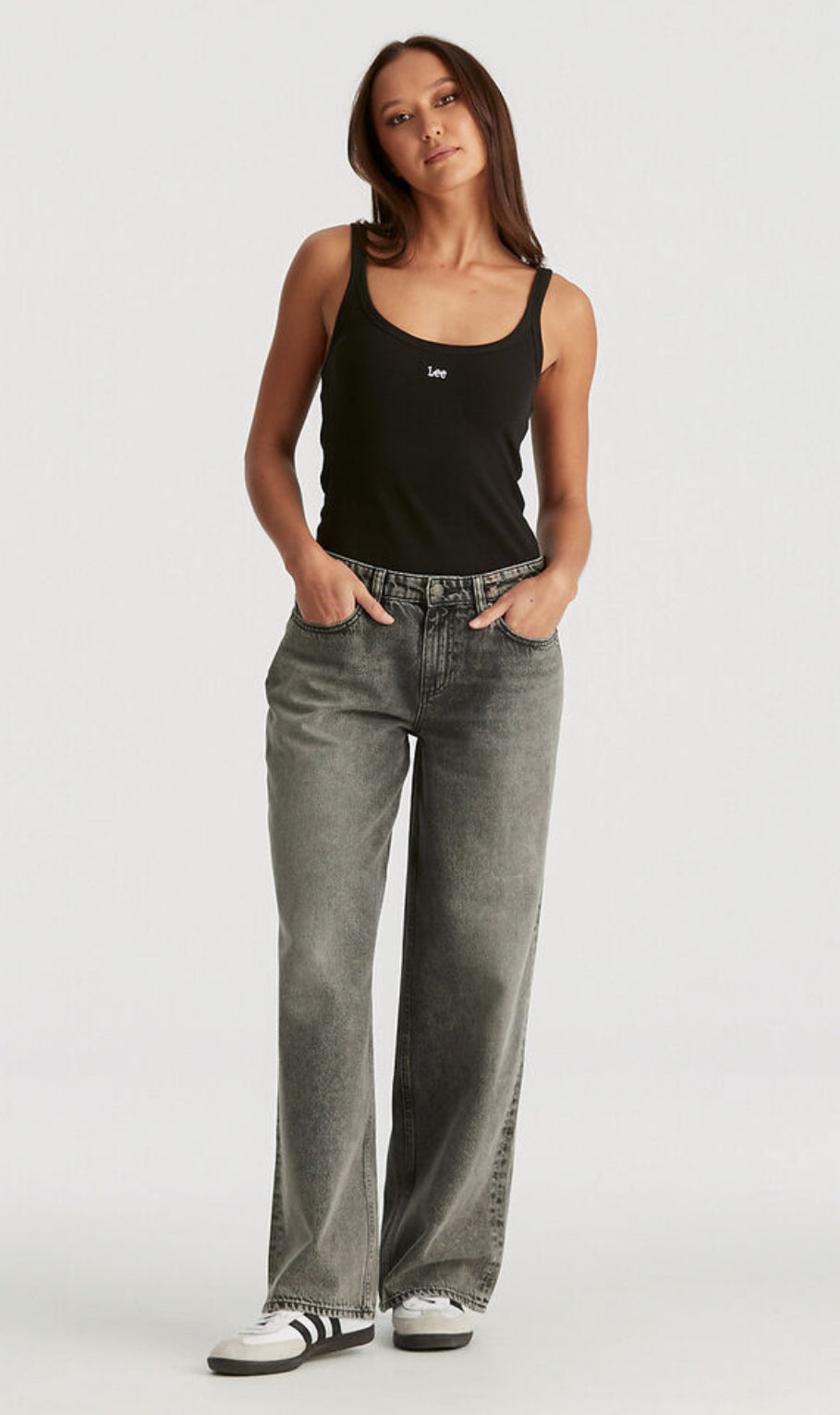 LOW SLOUCH JEANS