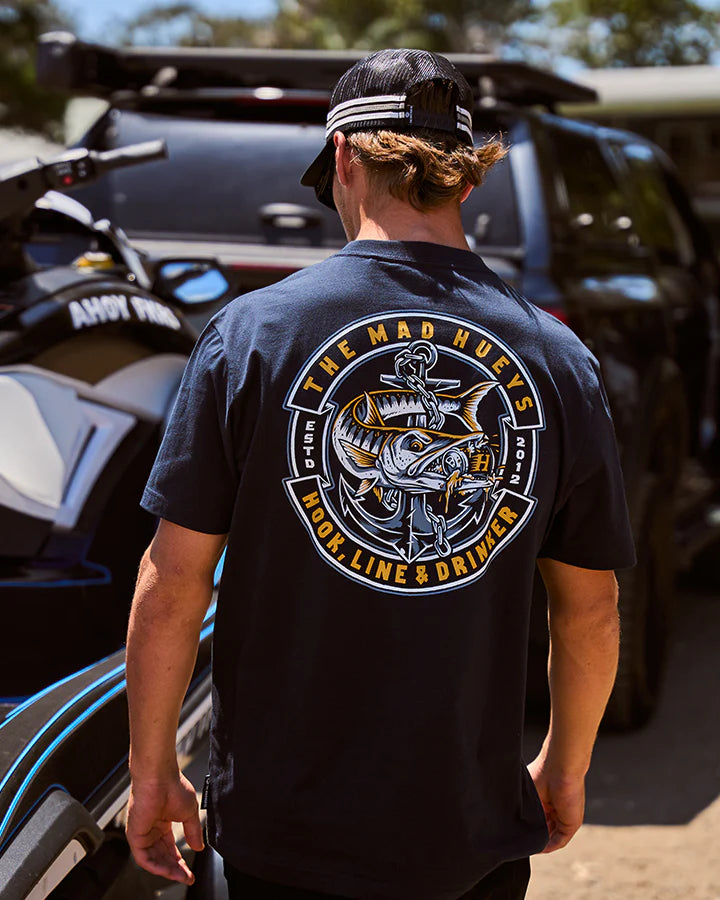 MAD HUEYS HOOKED CUDA TEE