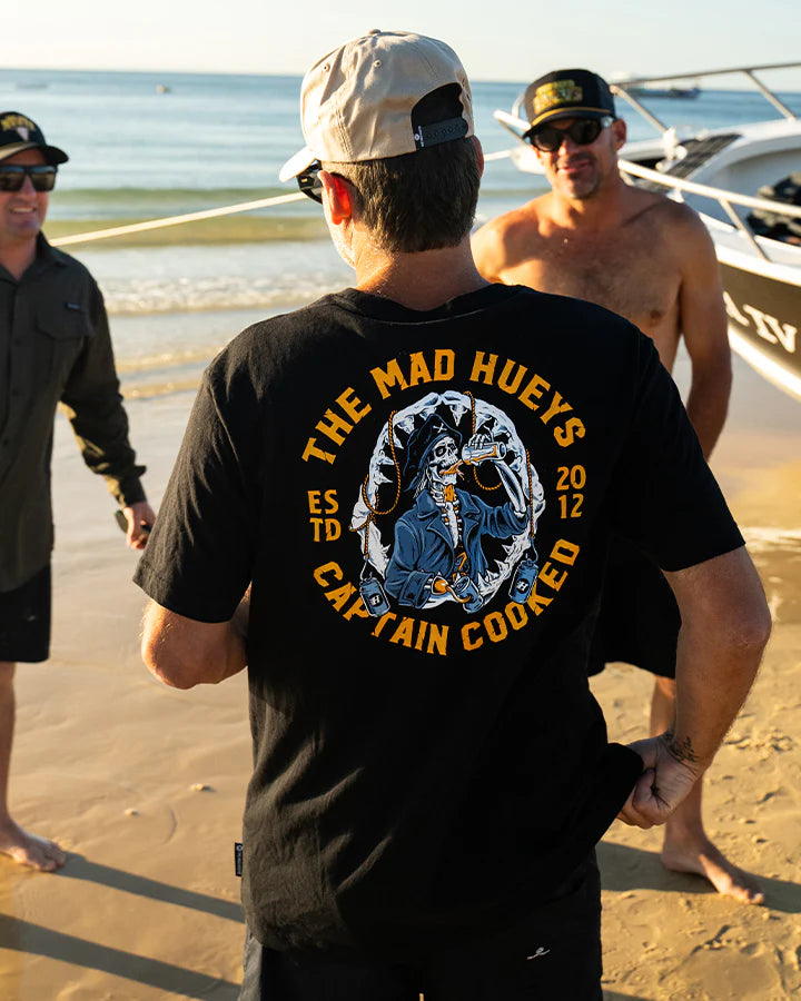 MAD HUEYS CAPTAIN COOKED JAWS | SS TEE - BLACK