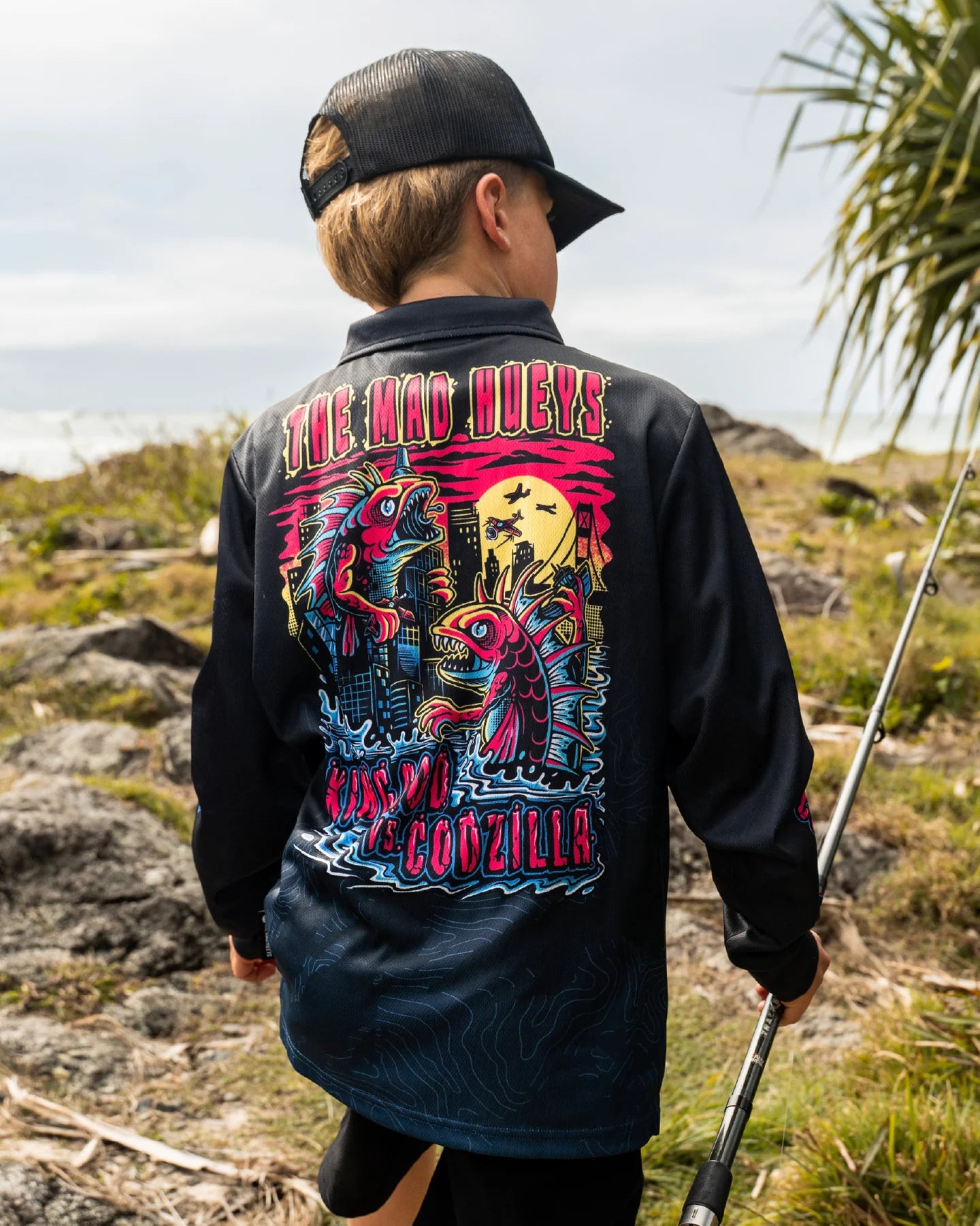 MAD HUEYS KING COD CODZILLA | YOUTH UPF 50+ FISHING JERSEY - BLACK