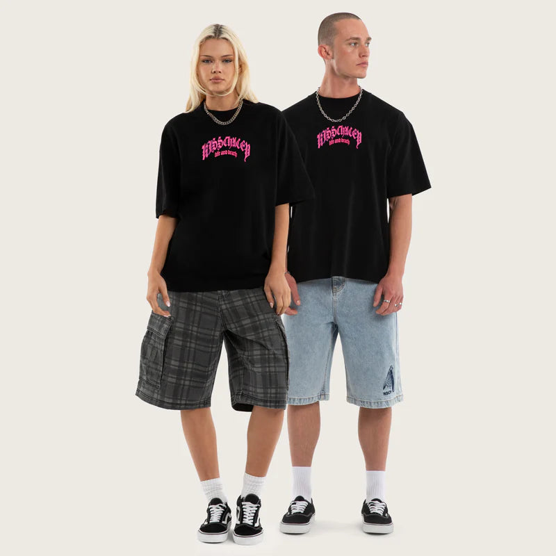 KSCY SHIELD STREET TEE BOXY CROPPED HEAVYWEIGHT GRAPHIC RELAXED STREETWEAR JET BLACK