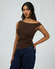 AAE KYLIE OFF SHOULDER TOP BROWN
